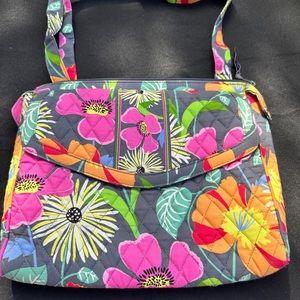 6 total items in this purchase Vera Bradley 6 items in this package